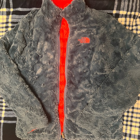 COPY - North face reversible: red and navy. - Picture 3 of 4